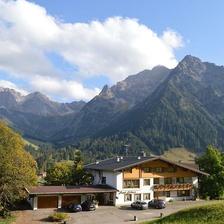 Haus Garni Luggi Leitner Hotel Mittelberg Exterior photo