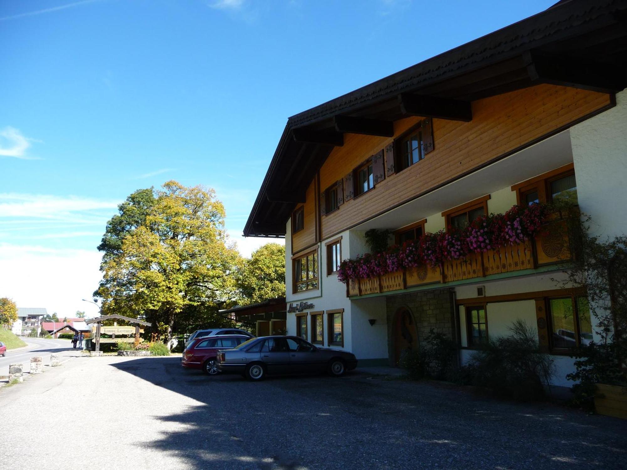 Haus Garni Luggi Leitner Hotel Mittelberg Exterior photo