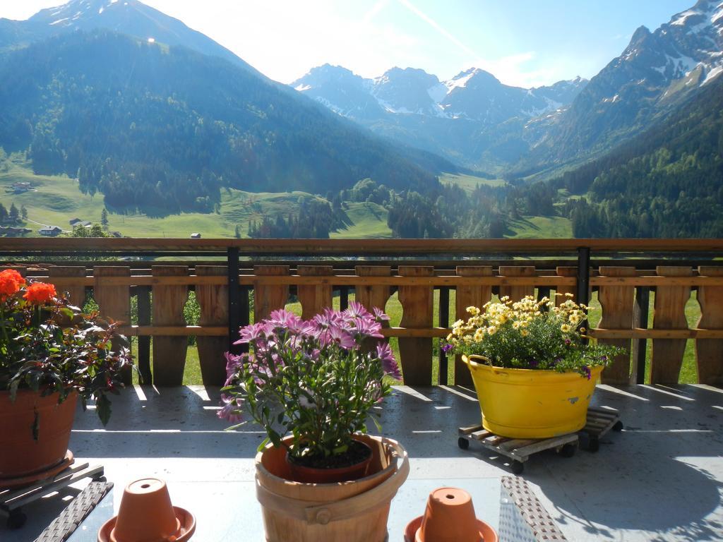 Haus Garni Luggi Leitner Hotel Mittelberg Exterior photo