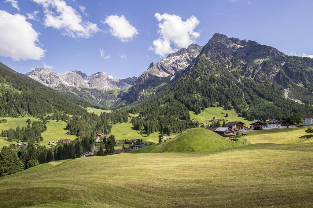 Haus Garni Luggi Leitner Hotel Mittelberg Exterior photo