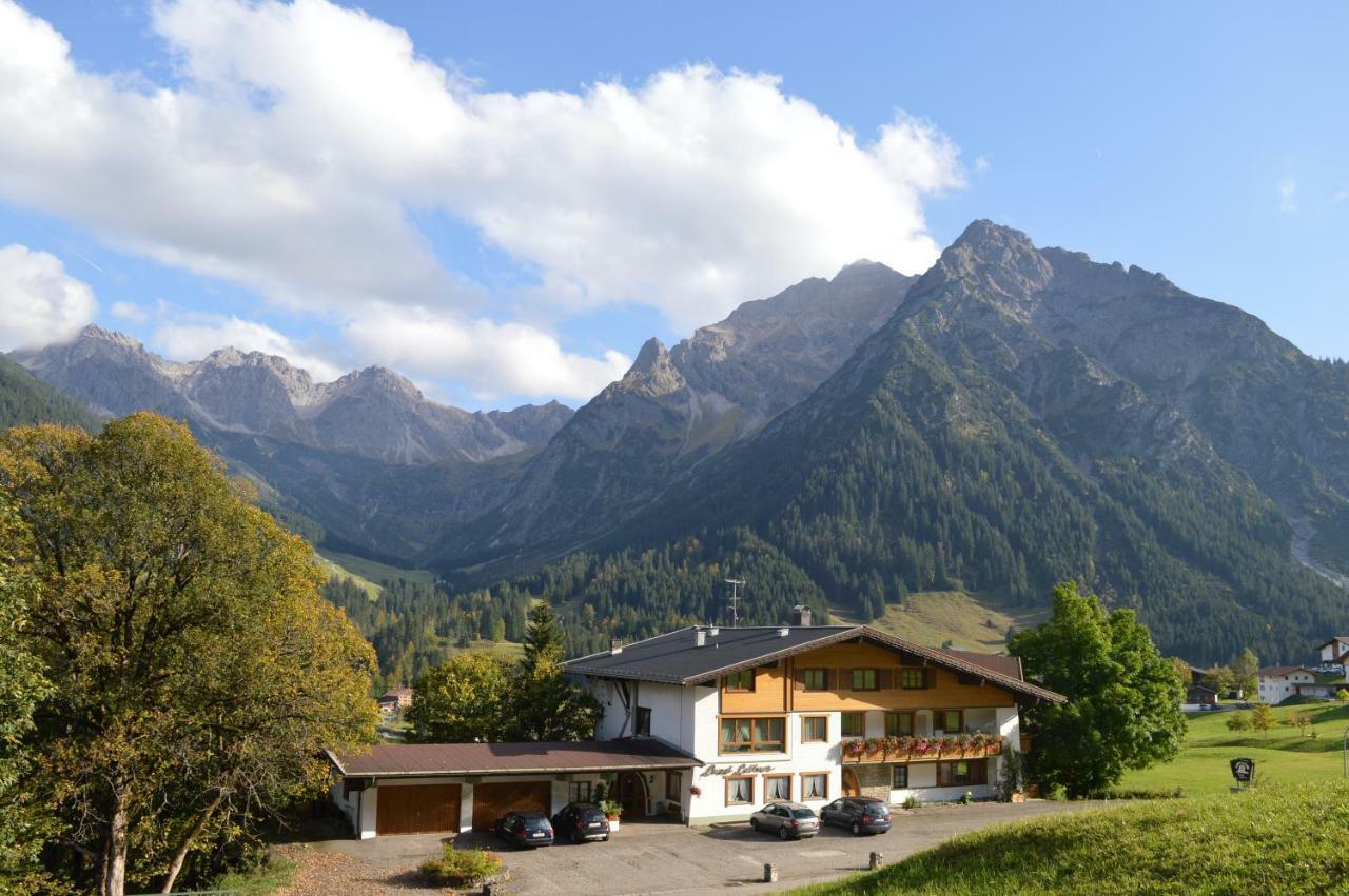 Haus Garni Luggi Leitner Hotel Mittelberg Exterior photo